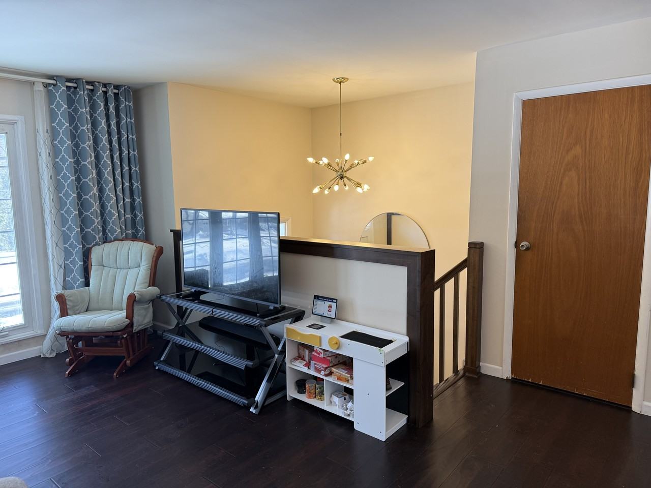 531 E Hillside Ave #1 - Photo 3 of 27