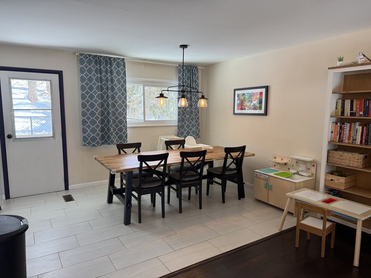 531 E Hillside Ave #1 - Photo 6 of 27