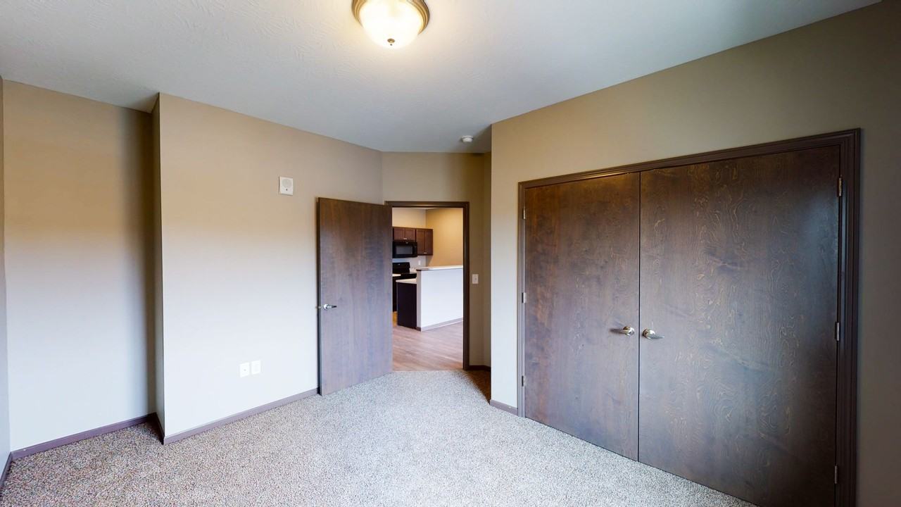 Deer Creek Apartments - Photo 6 of 50