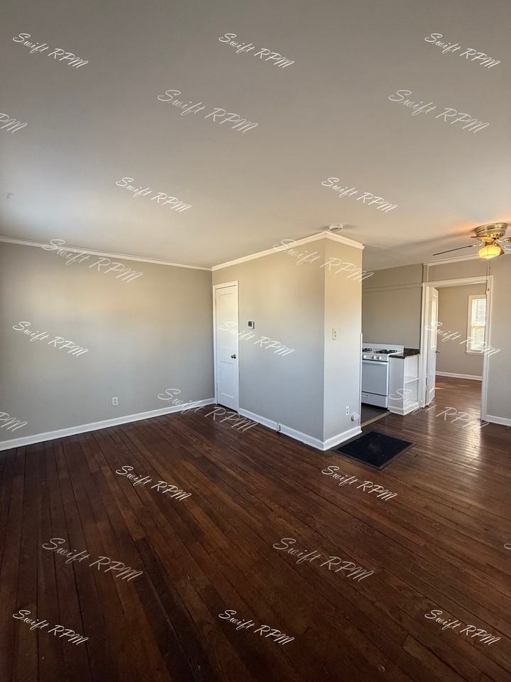 1147 Oakland Ave #1 - Photo 2 of 11