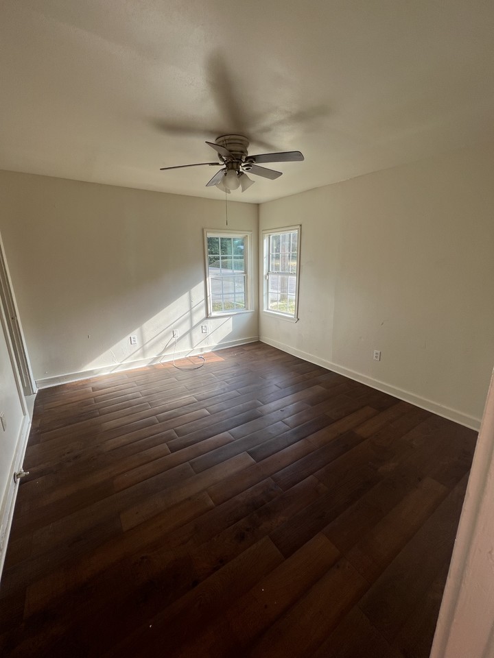 212 N Ross Ave #212 - Photo 5 of 7