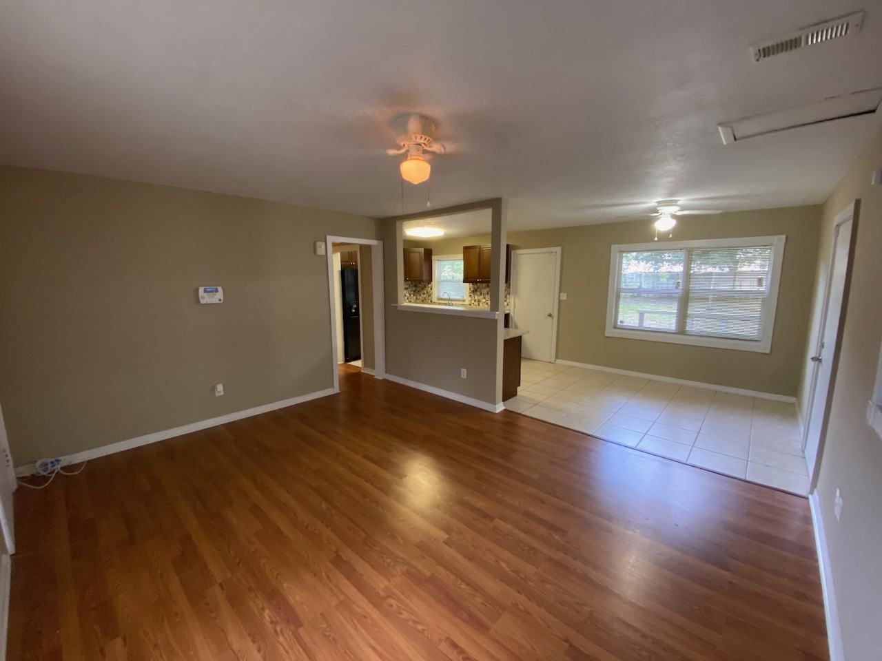 112 Belmont Dr - Photo 4 of 8