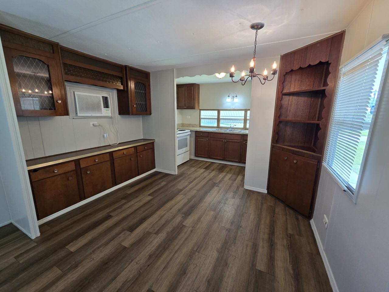 1740 Missouri Ave #1 - Photo 4 of 17