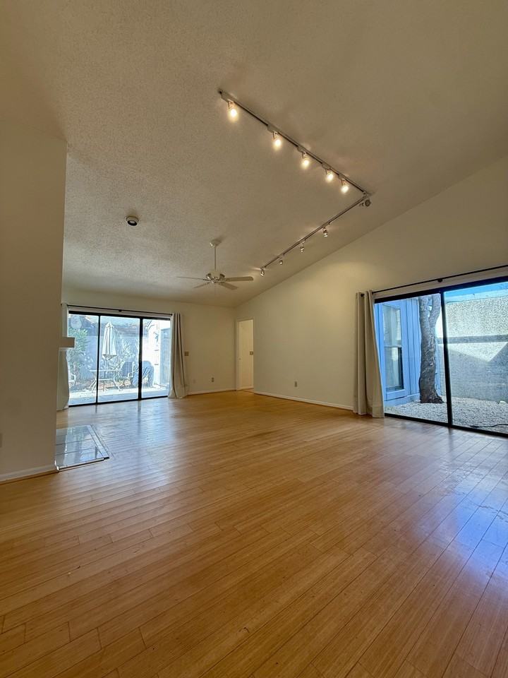 2437 Burgundy Ct #1 - Photo 4 of 27