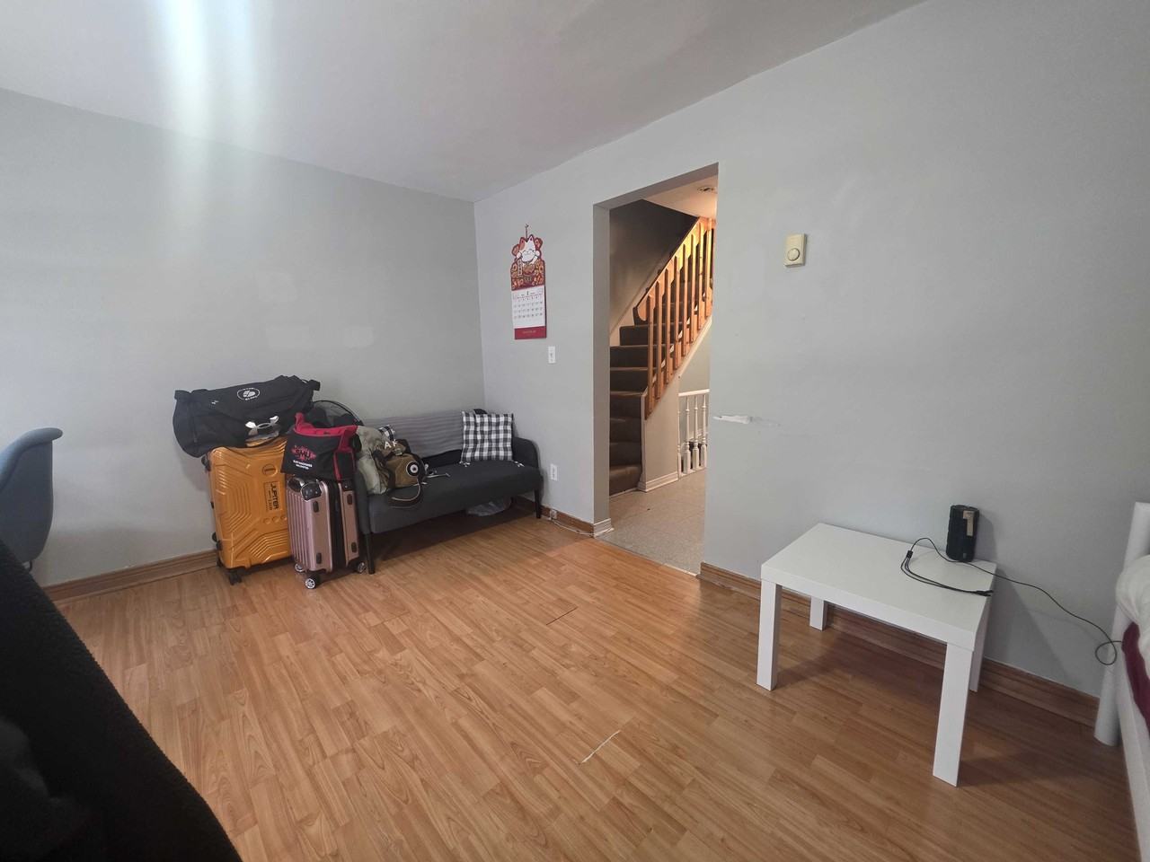 558 Albert St #558-2 - Photo 3 of 8