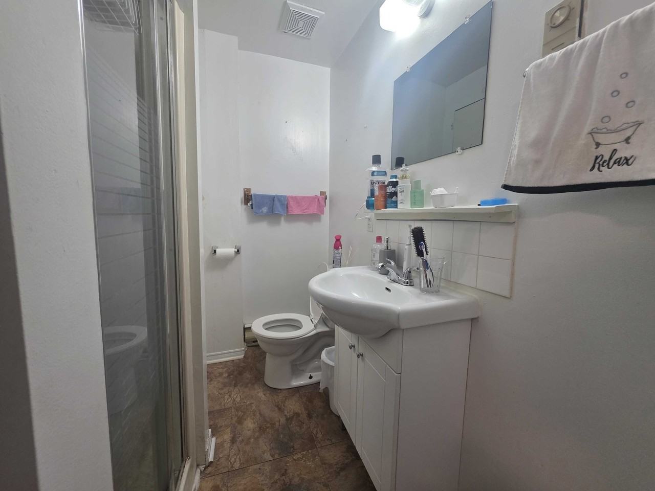 558 Albert St #558-2 - Photo 7 of 8