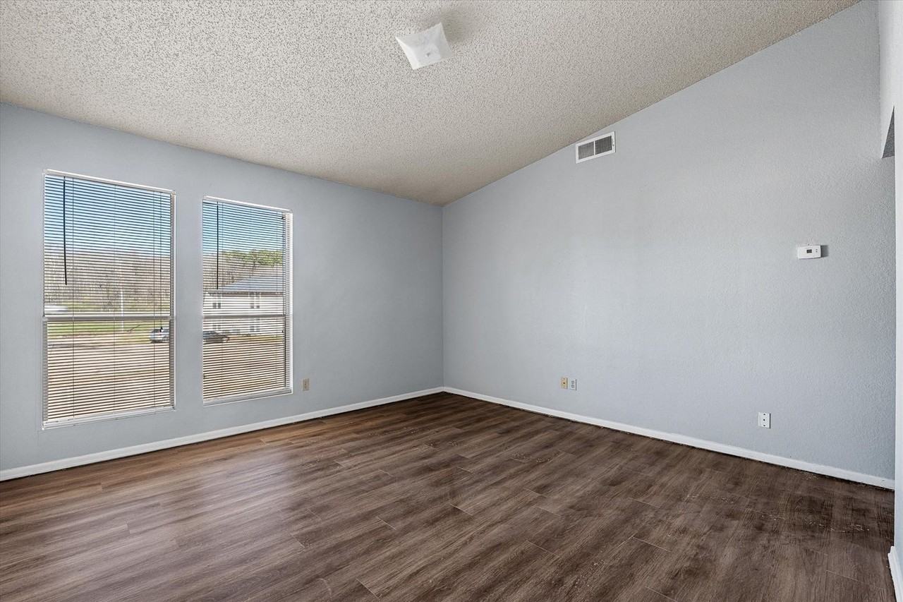 Hidden Cove - Photo 5 of 25