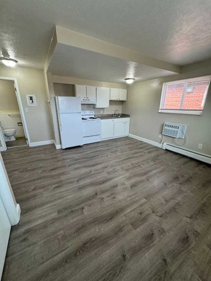 500 State St #55 - Photo 2 of 8