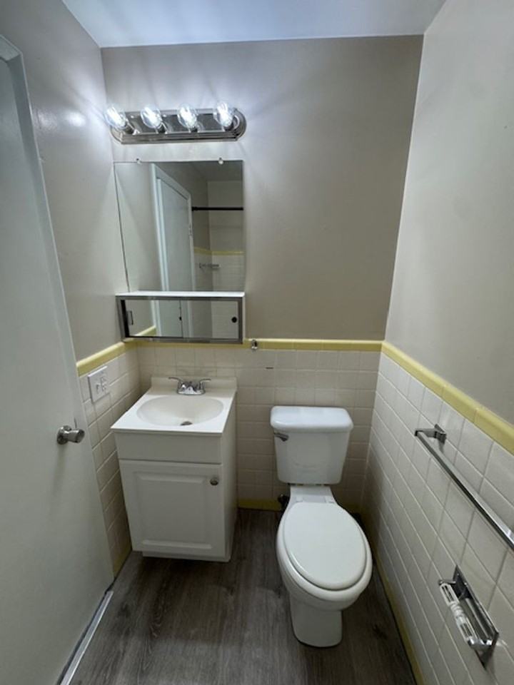 500 State St #55 - Photo 7 of 8