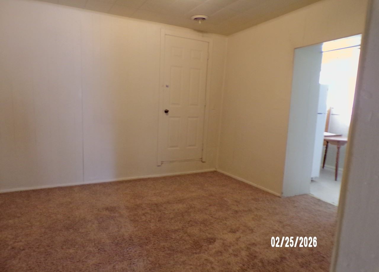 716 E. Main - 4 #4 - Photo 4 of 7