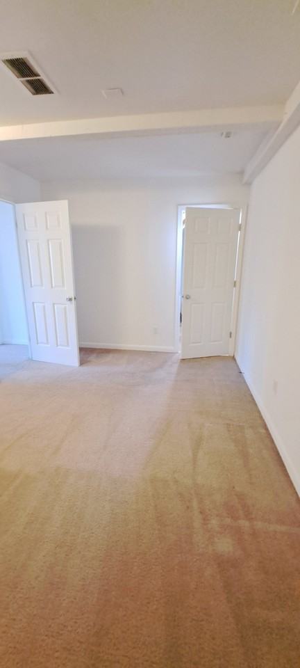 102 Berwick Cir #1 - Photo 7 of 11