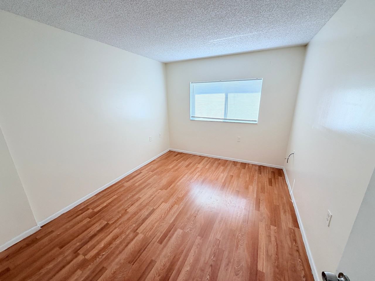 1203 N Benoist Farms Rd #206 - Photo 4 of 21