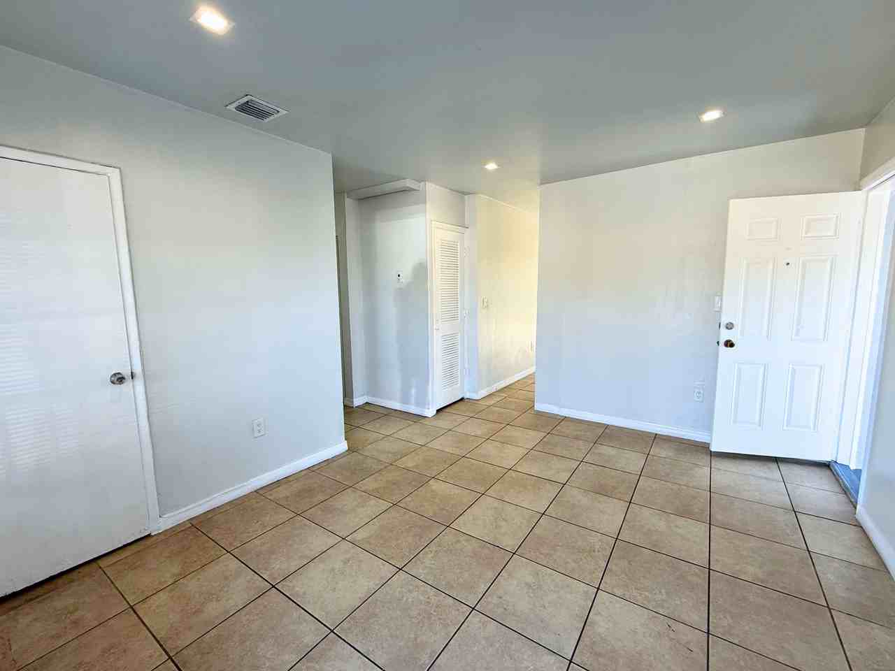 3250 Nw 179th St - Photo 3 of 24