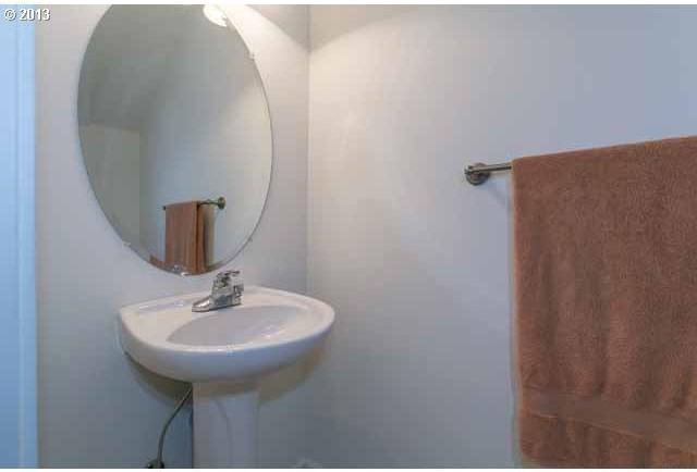 5613 Ne Canard Dr #1 - Photo 6 of 15