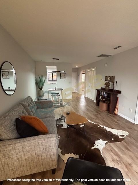 551 Courtwood Lane - 5Unit 5 #5 - Photo 4 of 17