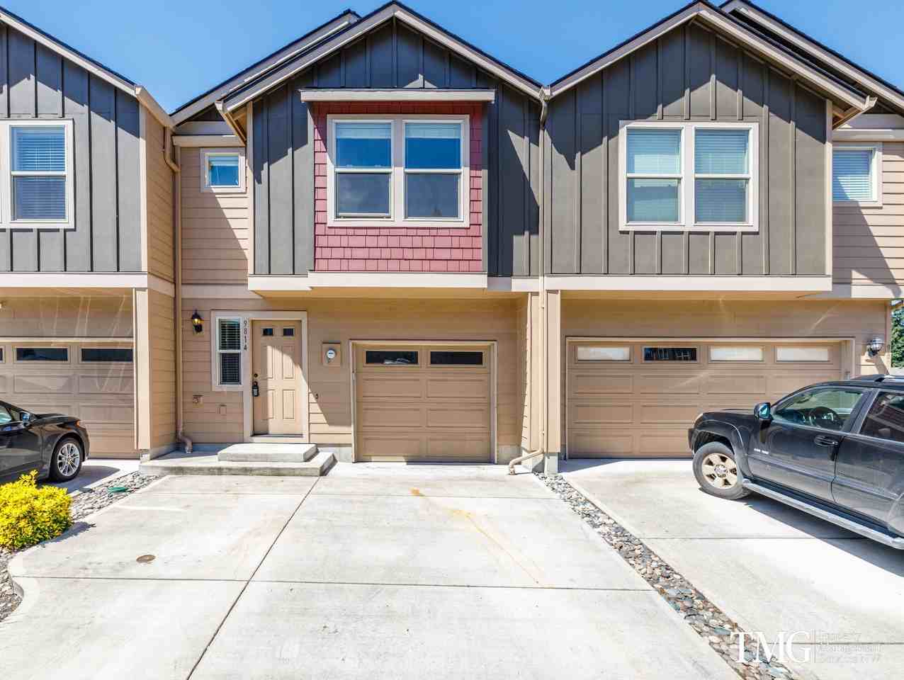 Covington Manor - Photo 2 of 3