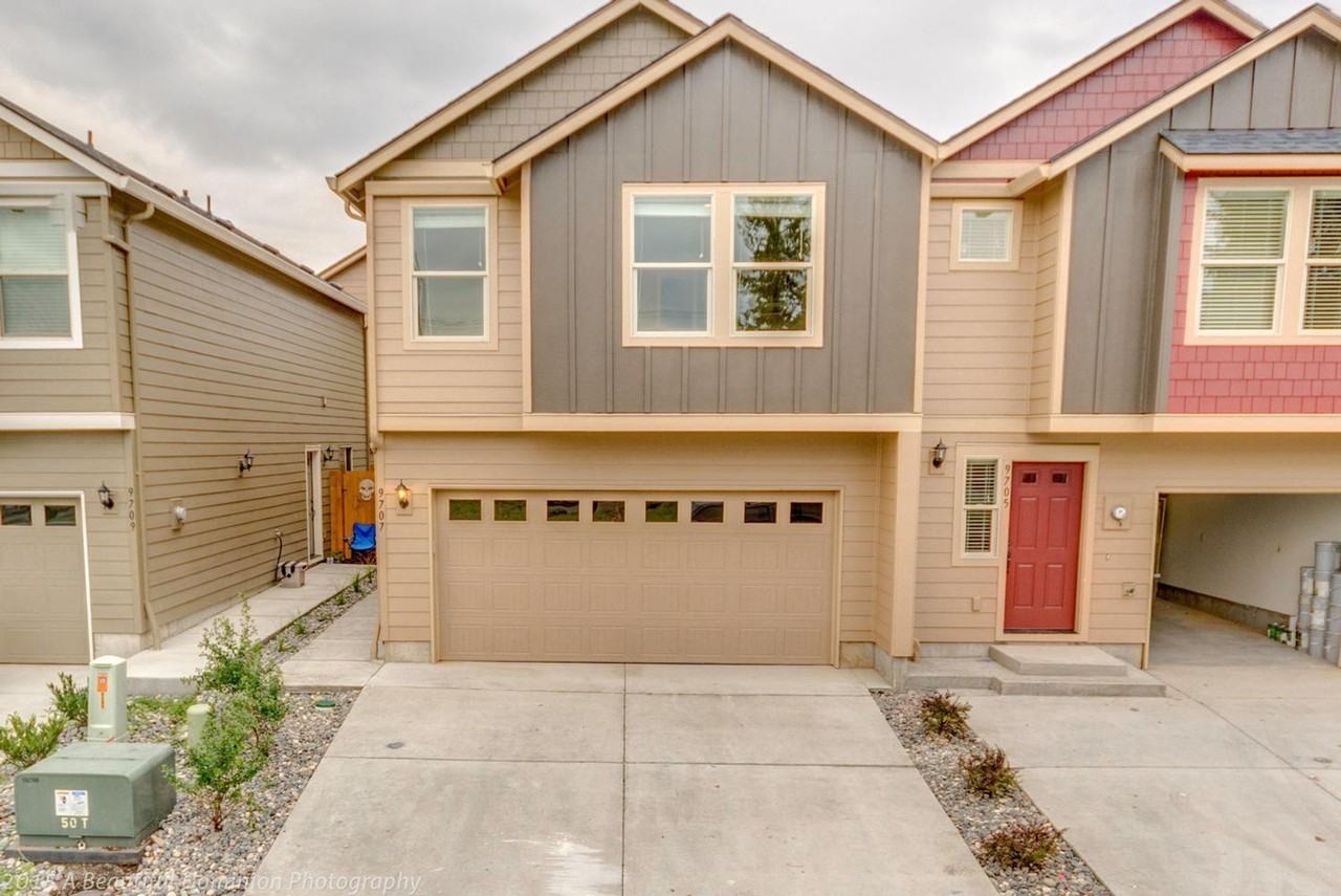 Covington Manor - Photo 3 of 3