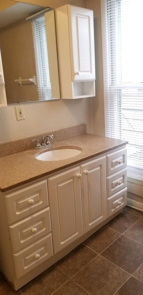 2515 Olive Street - Photo 2 of 25