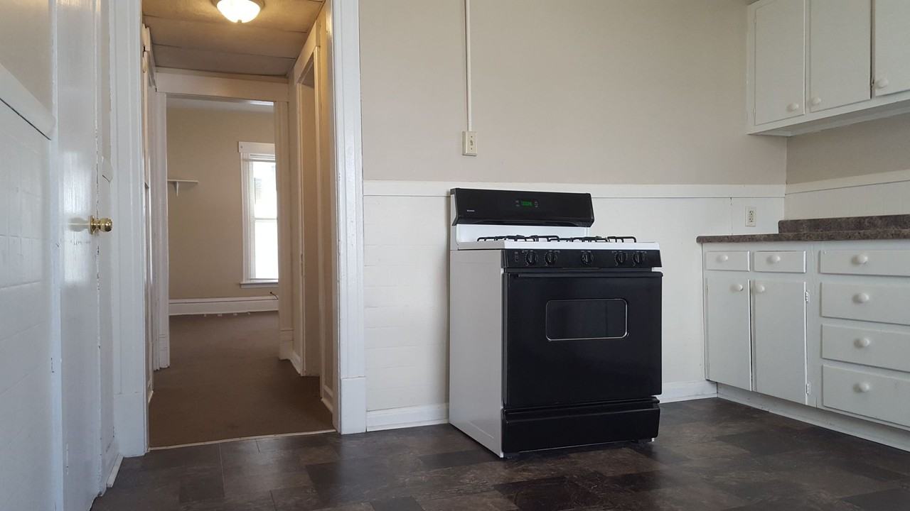 2515 Olive Street - Photo 4 of 25