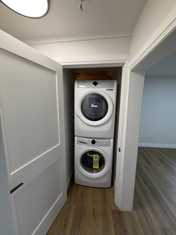 19 Lottridge Street #2 - Photo 4 of 12