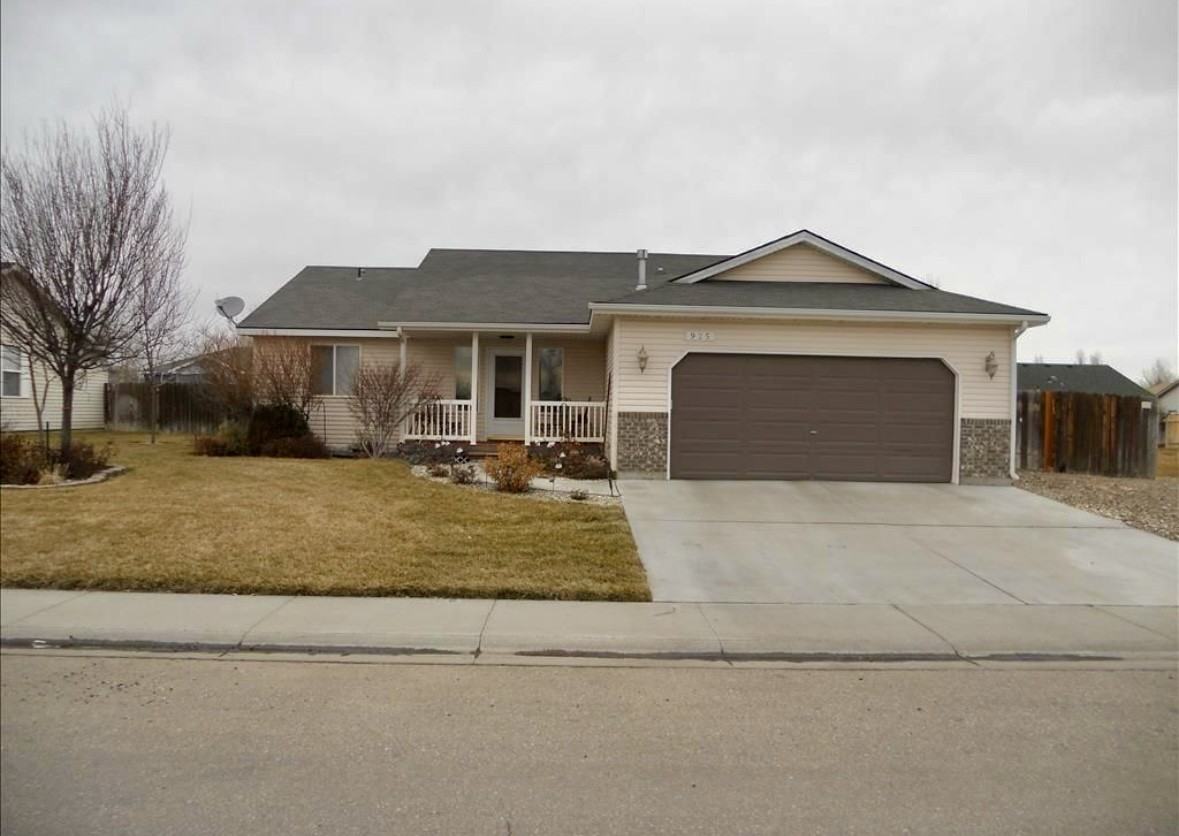 925 Julia St #1 - Photo 2 of 38