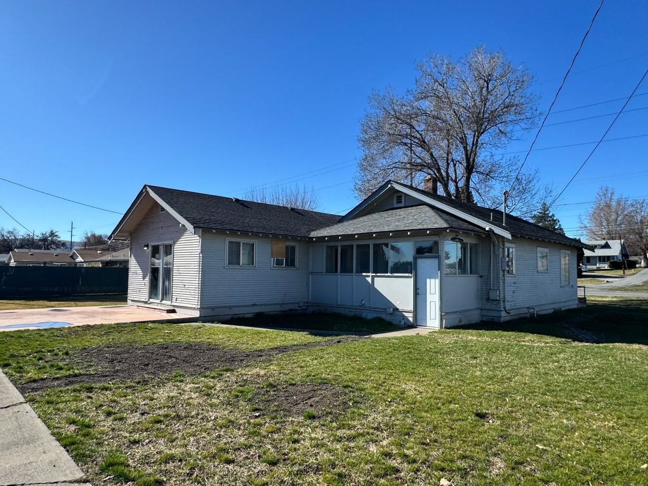 1301 S 16th Ave #1 - Photo 2 of 12