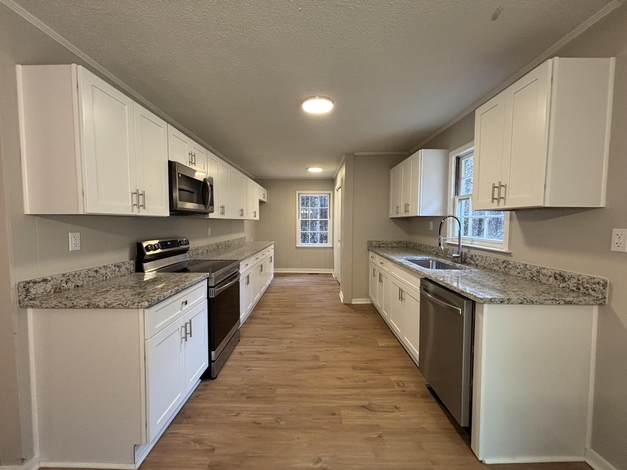 6727 Seven Islands Rd #1 - Photo 7 of 28