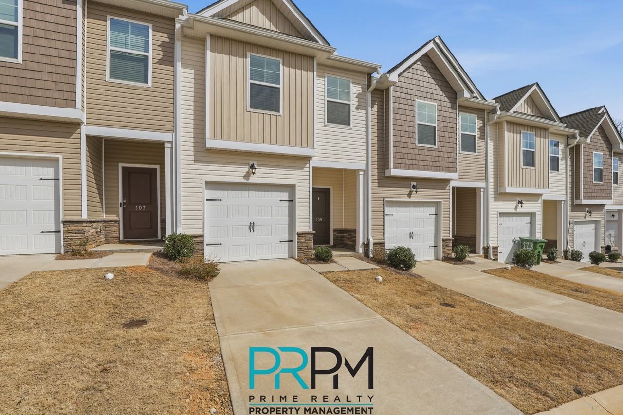 109 Norse Creek Dr #1 - Photo 2 of 24