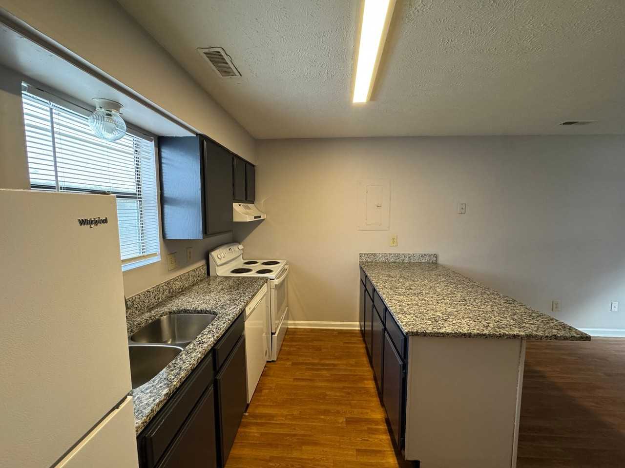 Sherman-3820 - Photo 7 of 31