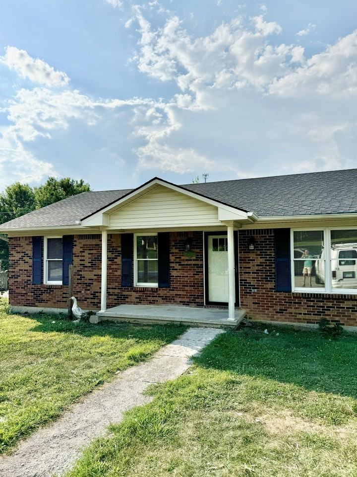 112 Anderson Ct #1 - Photo 5 of 7