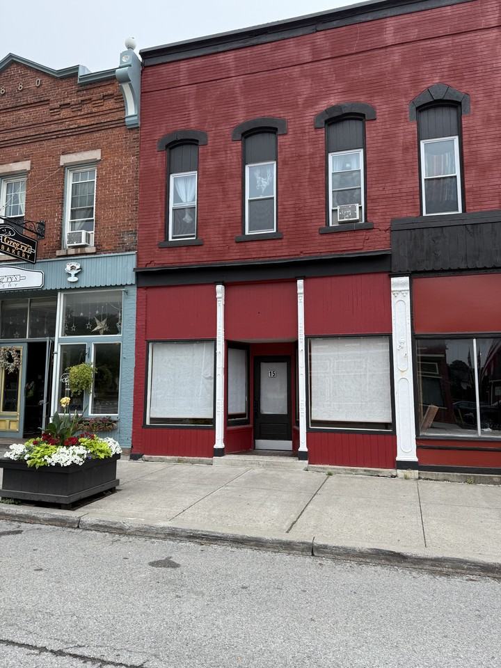 15 North Lake Avenue - Commercial 1 - Photo 4 of 4