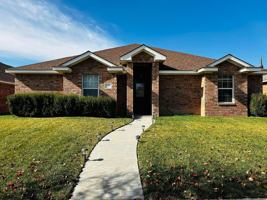 featured image of 3808 Ross St #1