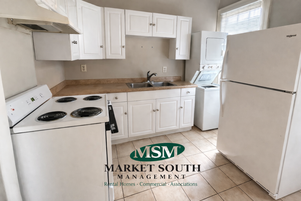 140 Jefferson St - Photo 5 of 12