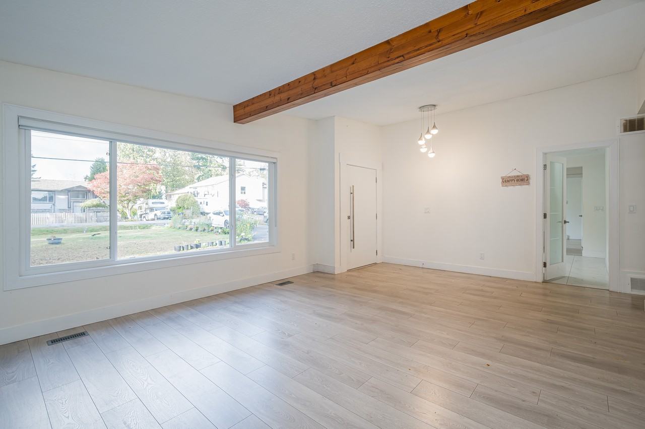 2878 266b St #MAIN - Photo 3 of 34