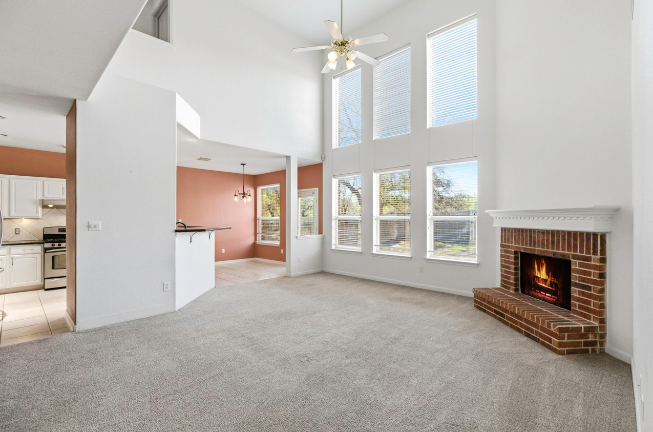 2635 Lakehills #1 - Photo 6 of 26