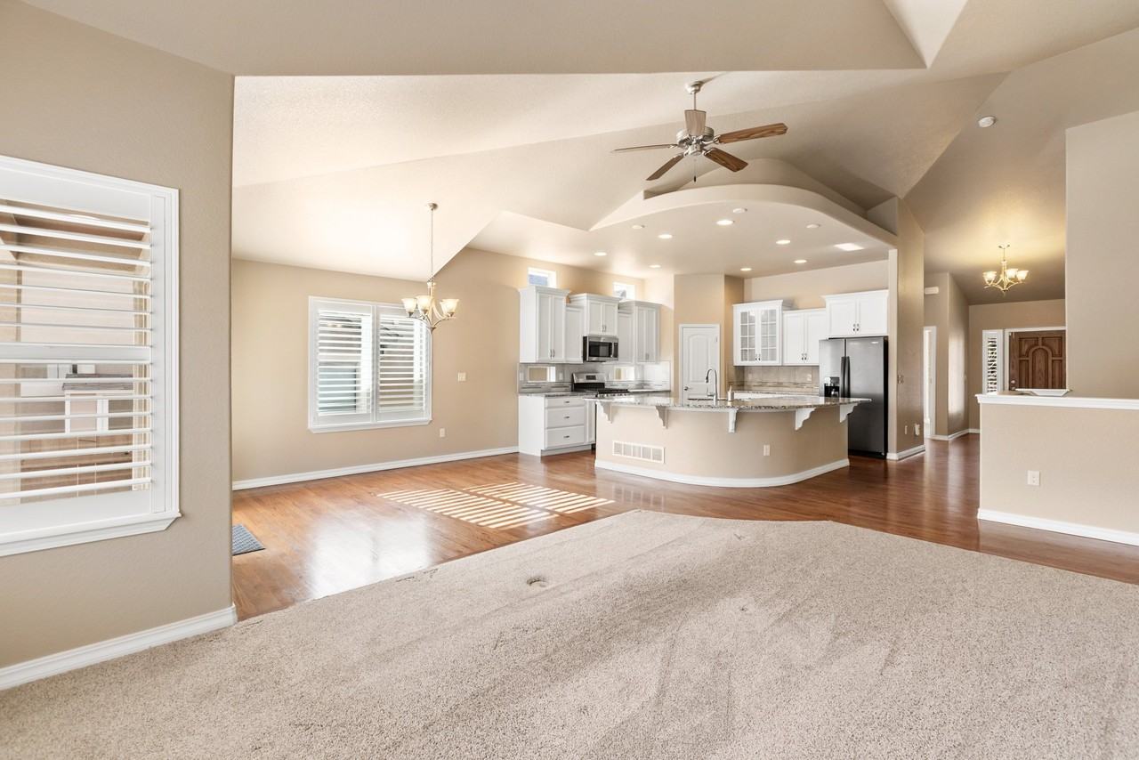 3003 Looking Glass Way #1 - Photo 5 of 20