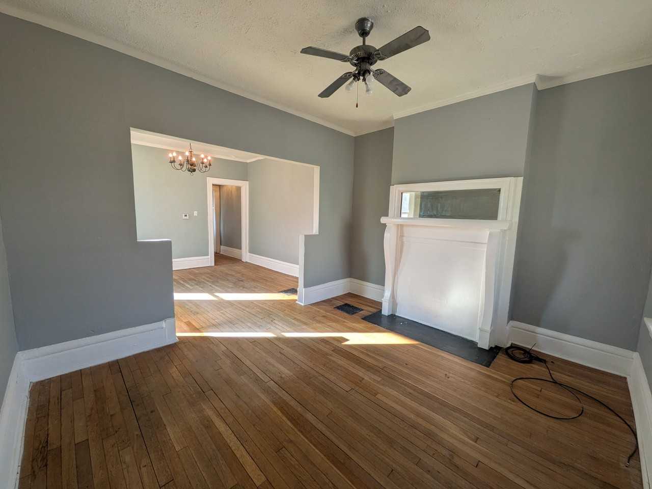 1005 Oakwood Ave #1 - Photo 2 of 11