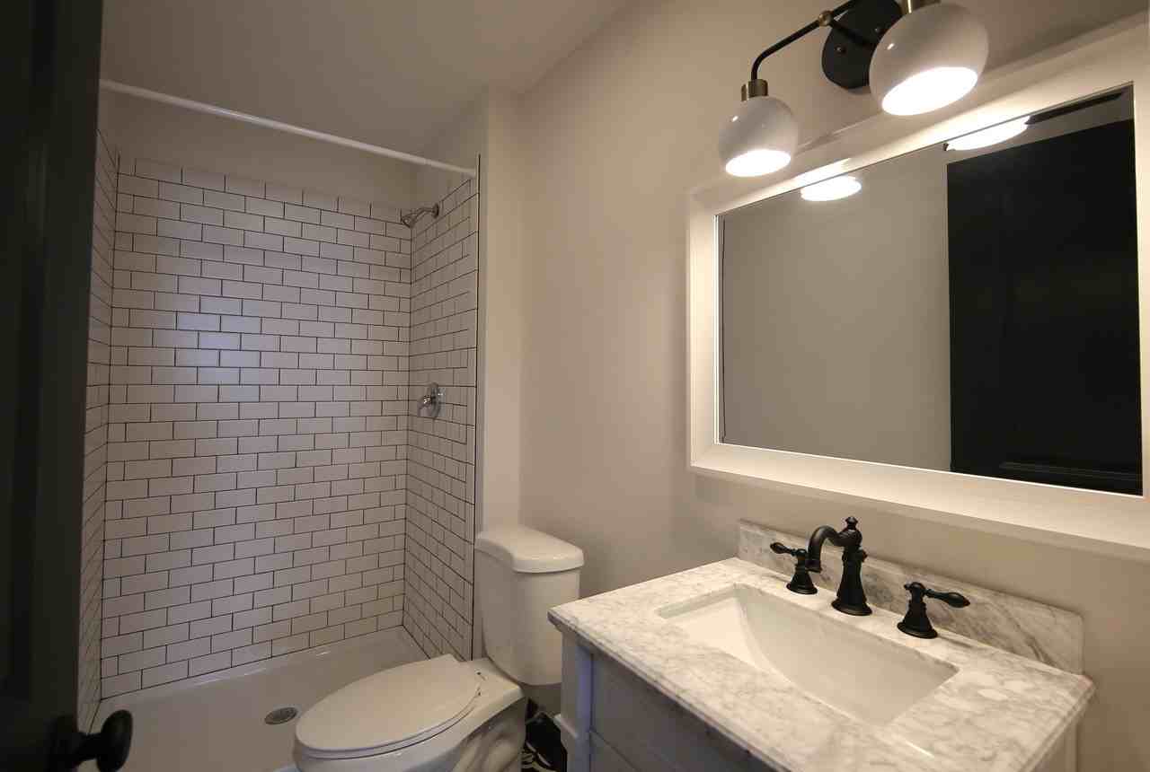 40 Grove St #2 - Photo 3 of 6