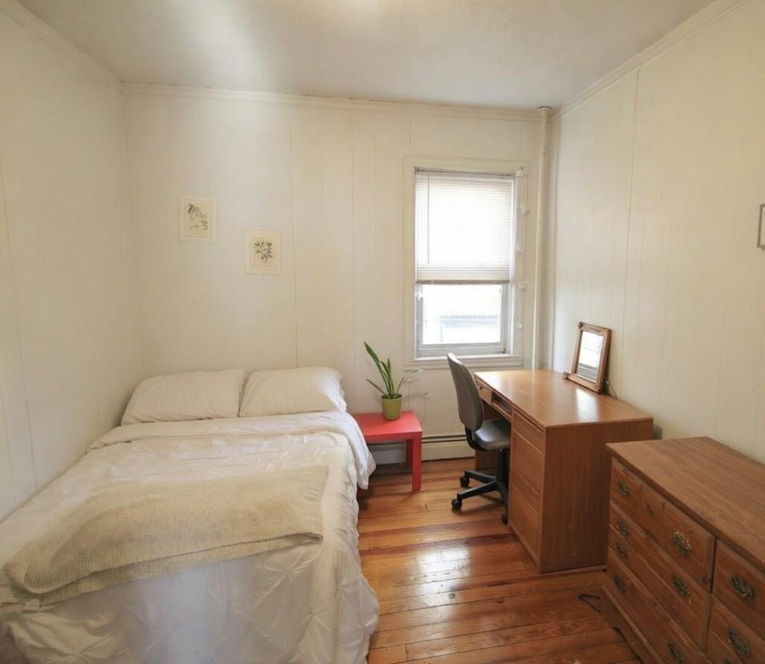 47 Vinton St #3 - Photo 6 of 7