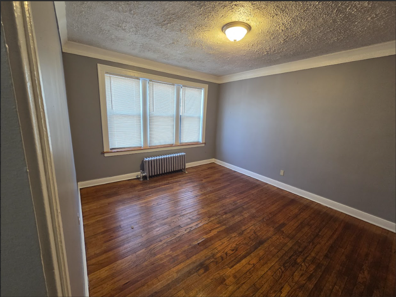 1651 E 74th Place - Photo 4 of 10