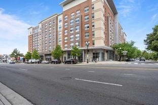 918 S Lincoln St - Photo 1 of 1