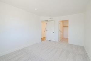 featured image of 13387 N Lon Adams Rd