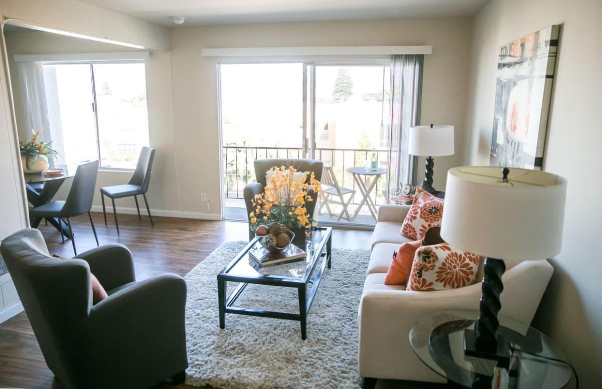2020 Santa Clara Ave - Photo 6 of 21