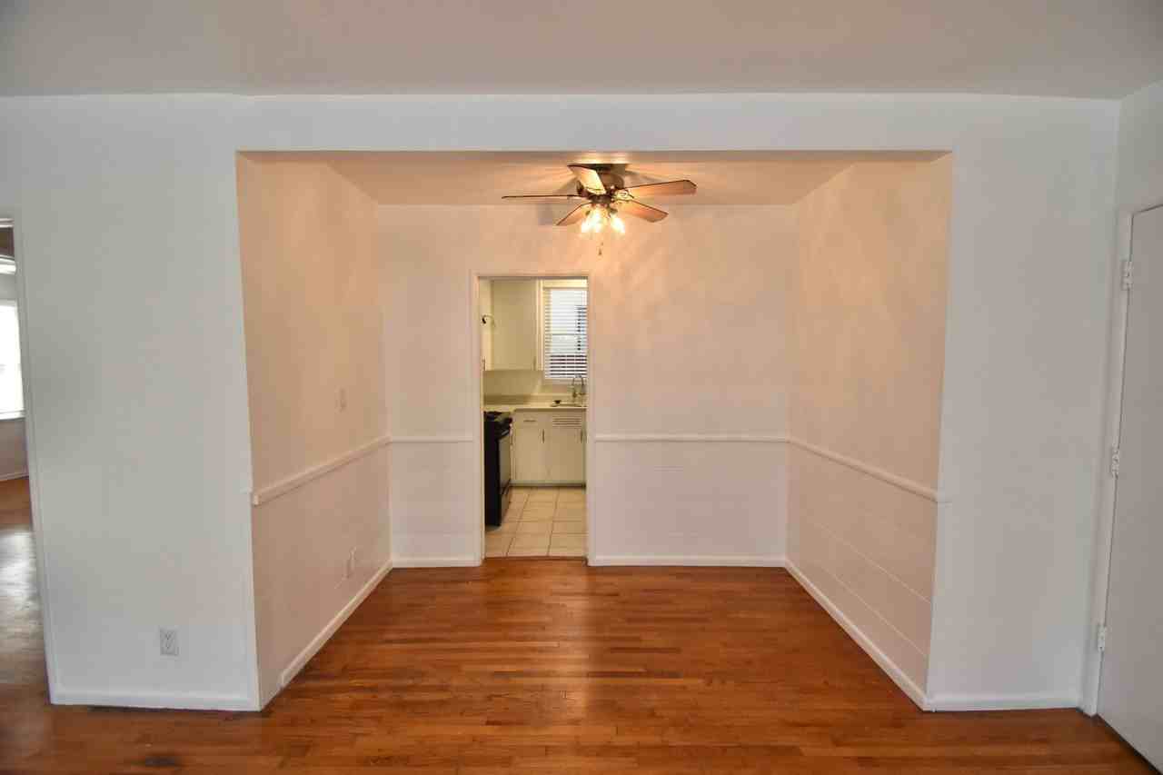 14830 - Photo 5 of 30