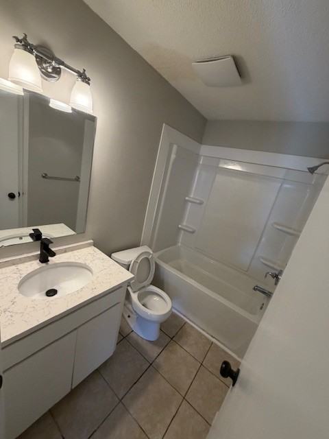 252 Luden Dr #252C - Photo 4 of 12