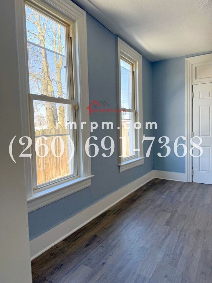 129 E Woodland Ave #1 - Photo 4 of 16