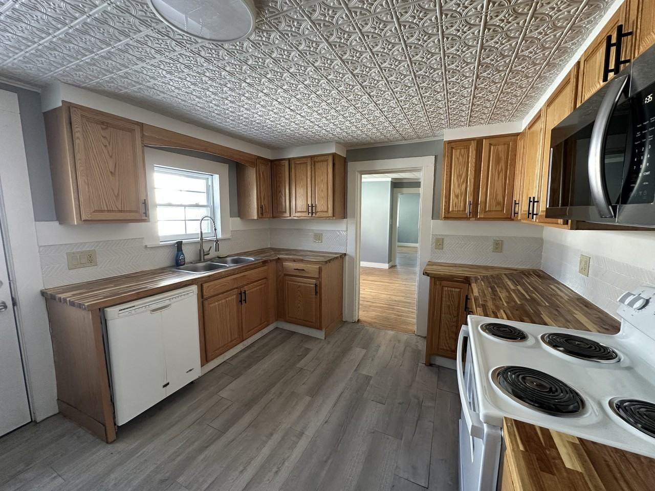 180 Birch St #2 - Photo 2 of 10