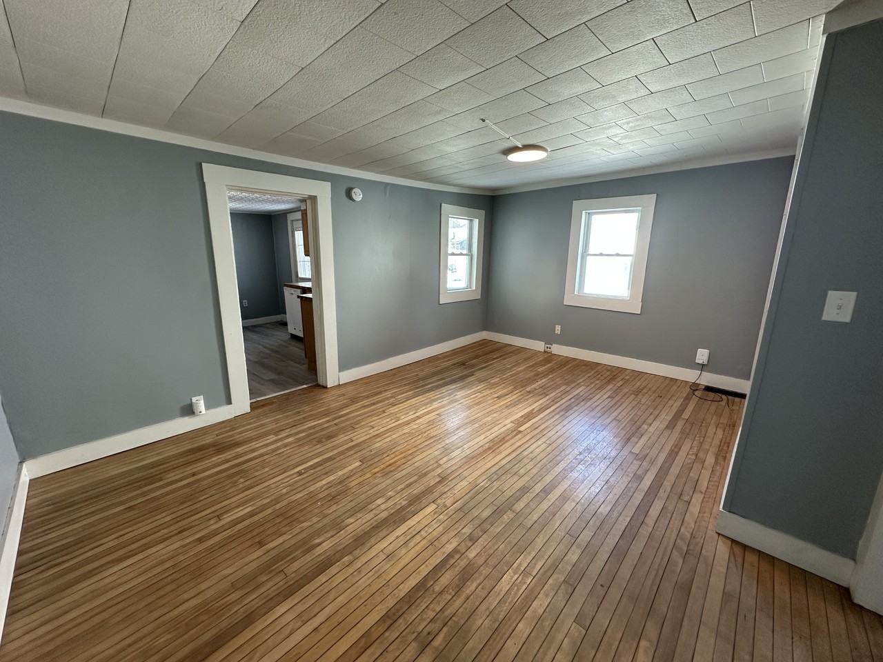 180 Birch St #2 - Photo 3 of 10