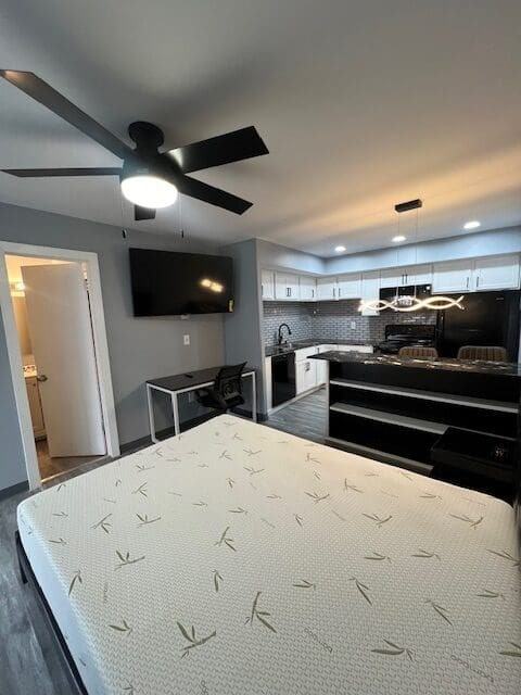 401 Smith StreetC11 #C11 - Photo 4 of 12