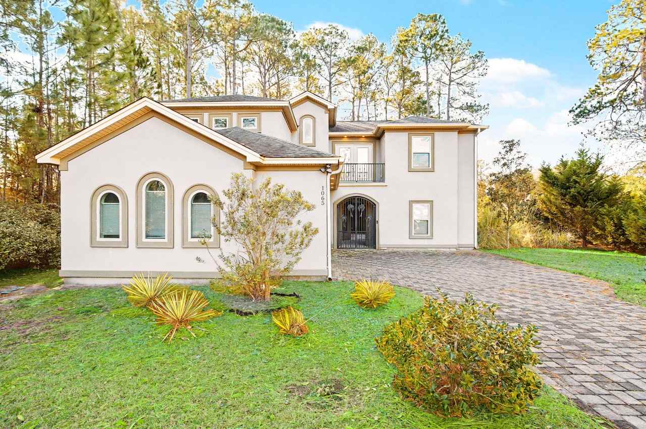 1065 Wigeon Dr #1 - Photo 3 of 50